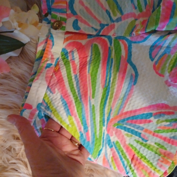 🎀PRICE DROP TODAY 🏖 🤍💙💚💖SUPER CUTE LILLY PULITZER SHORTS - Picture 3 of 7